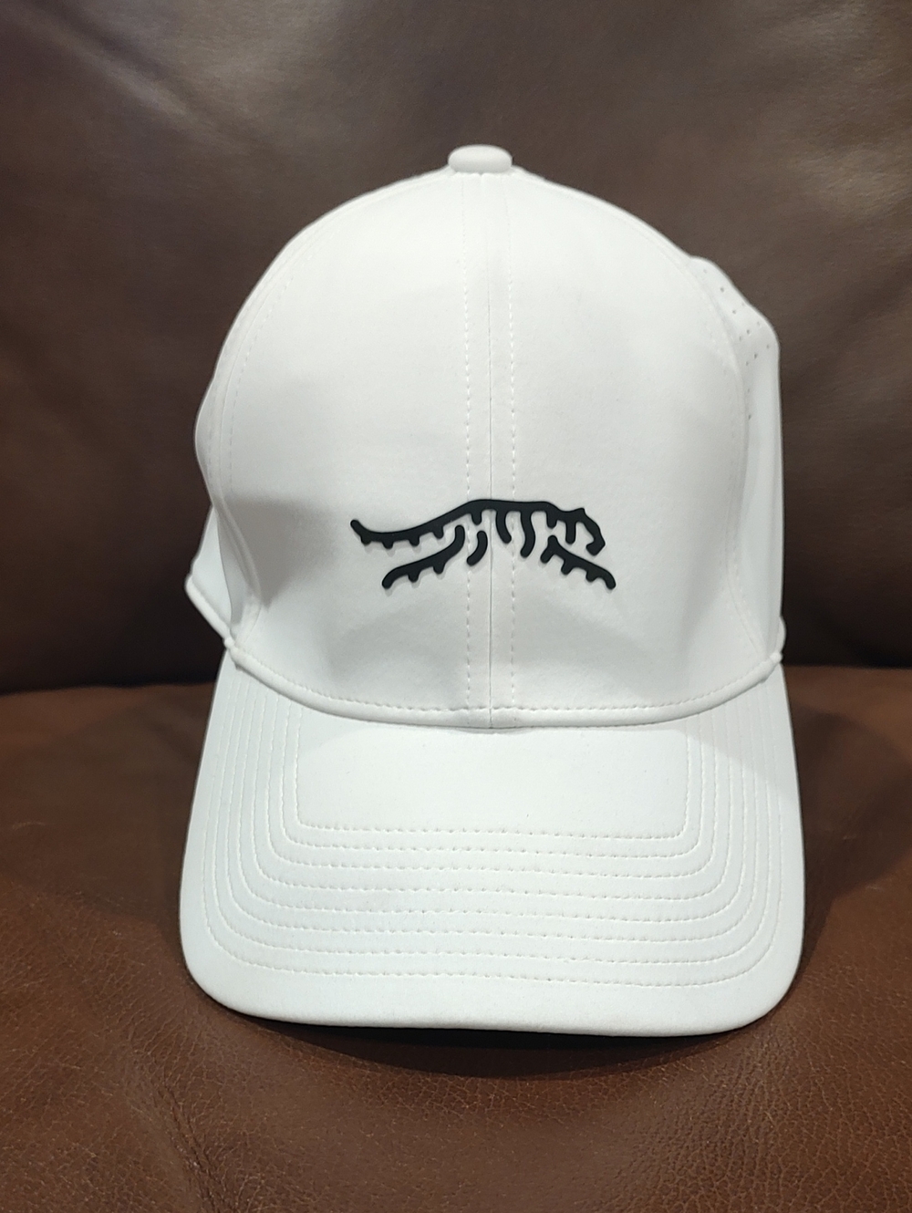 TIGER WOODS Sun Day Red Cypress Tour 6 Panel Adjustable Vented Golf Cap Hat EUC